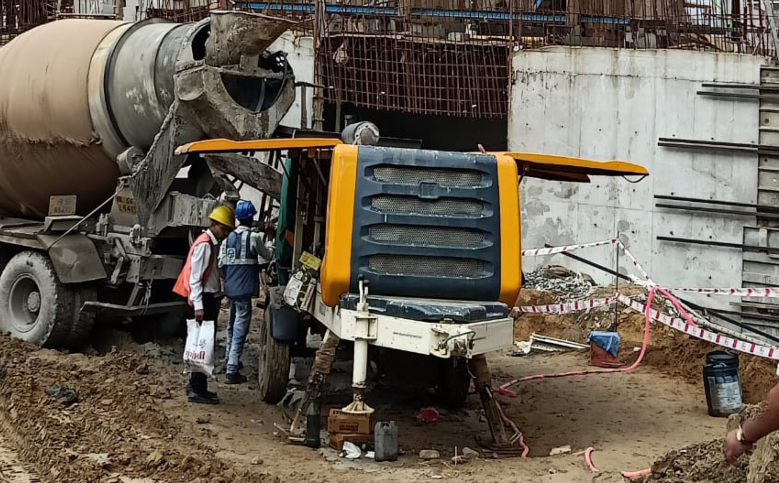 Aquarius 1407 D HR Stationary Concrete Pump working at Om Guruji Equipments for Highrise Project, Gurugram