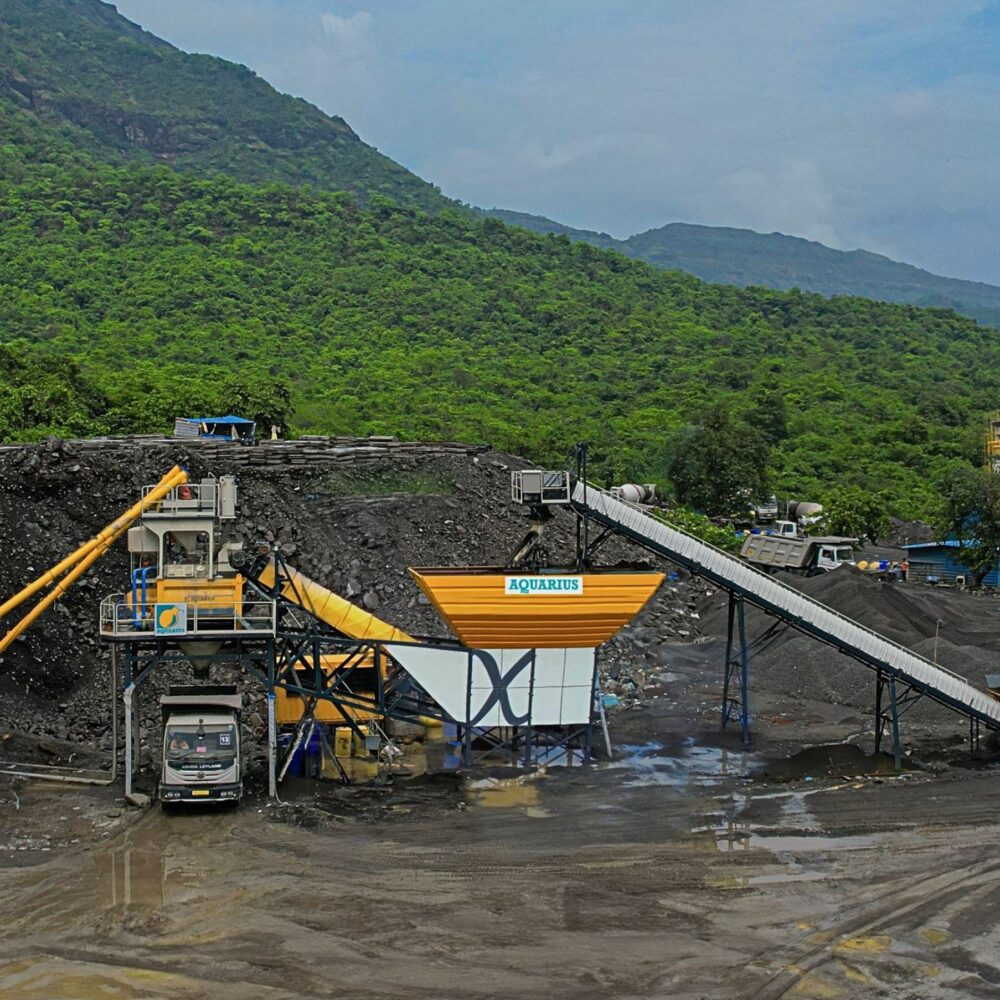 AQUARIUS X SERIES COMPACT BATCHING PLANT